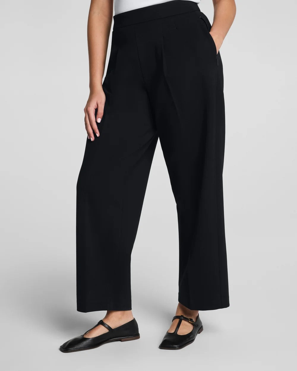 SPANX Ponte Pleated Pant