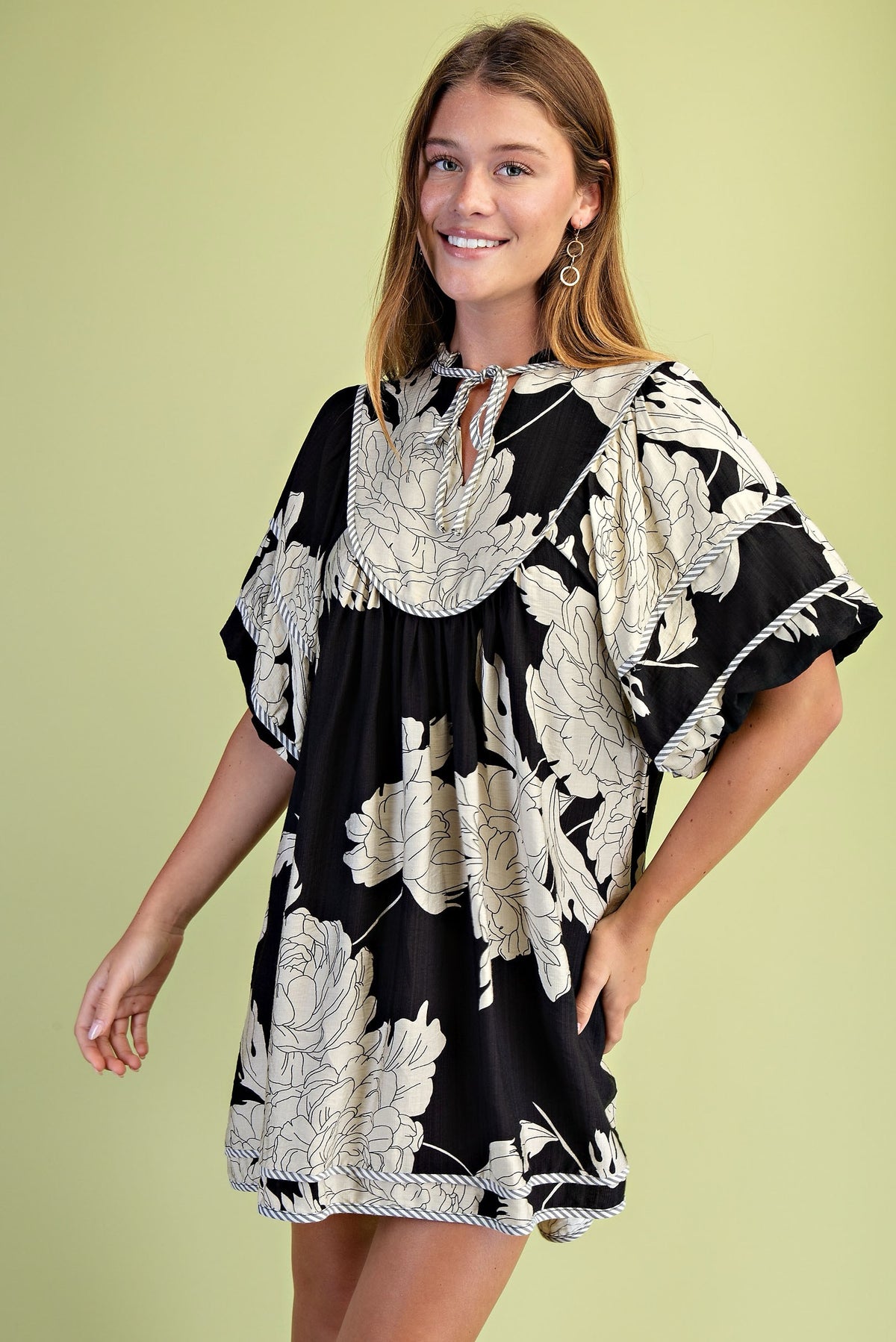 Meadow Bloom Dress - Black